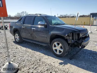 2013 Chevrolet Avalanche LT with VIN 3GNTKFE76DG179301, listed as a Copart auction lot 49106465 with 124,537 mi miles and Salvage Title. Bid and sale history available at carsss.com. Image 4.