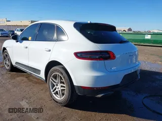 2018 Porsche Macan with VIN WP1AA2A54JLB01838, listed as a IAAI auction lot 41422473 with 84,451 mi miles. Bid and sale history available at carsss.com. Image 3.