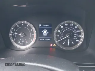 2021 Hyundai Venue Denim z VIN KMHRC8A38MU098601, wystawiony jako IAAI lot #41475810 z przebiegiem 132 647 mil mil oraz . Historia ofert i sprzedaży dostępna na DreamBid. Obrazek 7.
