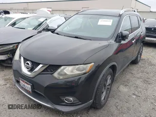 2016 Nissan Rogue SV with VIN 5N1AT2MT6GC798620, listed as a IAAI auction lot 41900042 with 107,597 mi miles. Bid and sale history available at carsss.com. Image 2.