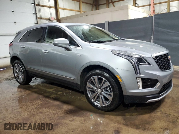 2025 Cadillac XT5 FWD Premium Luxury with VIN 1GYKNCRS9SZ120579, listed as a Copart auction lot 47656605 with 6,136 mi miles and Clean Title. Bid and sale history available at DreamBid. Image 4.