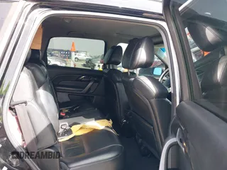 2007 Acura MDX with VIN 2HNYD28247H516905, listed as a IAAI auction lot 41655271 with 216,416 mi miles. Bid and sale history available at carsss.com. Image 8.