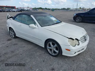 2005 Mercedes-Benz CLK 320 z VIN WDBTK65G65T054407, wystawiony jako IAAI lot #42177379 z przebiegiem 114 914 mil mil oraz . Historia ofert i sprzedaży dostępna na DreamBid. Obrazek 1.