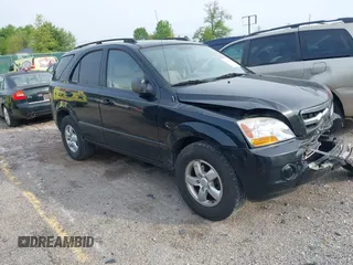 2009 Kia Sorento LX with VIN KNDJD735795872393, listed as a IAAI auction lot 42136769 with 96,160 mi miles and . Bid and sale history available at DreamBid. Image 1.
