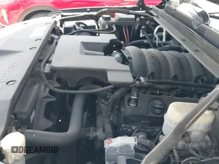 2019 Chevrolet Suburban LT z VIN 1GNSCHKC9KR386770, wystawiony jako IAAI lot #42509089 z przebiegiem 104 678 mil mil oraz . Historia ofert i sprzedaży dostępna na DreamBid. Obrazek 19.