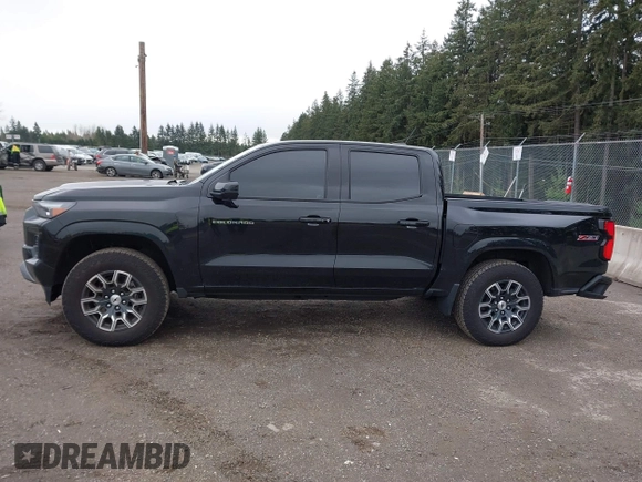2024 Chevrolet Colorado 4WD Z71 with VIN 1GCPTDEK5R1196760, listed as a IAAI auction lot 41805734 with 5,252 mi miles. Bid and sale history available at carsss.com. Image 14.