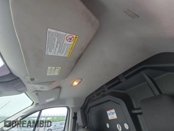 2019 Ford Transit z VIN 1FTYR1YG8KKB48131, wystawiony jako IAAI lot #42624631 z przebiegiem 115 298 mil mil oraz . Historia ofert i sprzedaży dostępna na DreamBid. Obrazek 20.