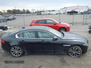 2017 Jaguar XE 25t Prestige with VIN SAJAE4BG5HA963099, listed as a IAAI auction lot 41656140 with 123,863 mi miles. Bid and sale history available at carsss.com. Image 13.