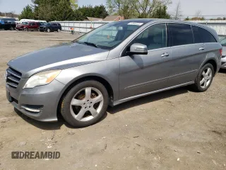 2011 Mercedes-Benz R with VIN 4JGCB6FE4BA115559, listed as a Copart auction lot 51946455 with 190,266 mi miles and Salvage Title. Bid and sale history available at carsss.com. Image 1.