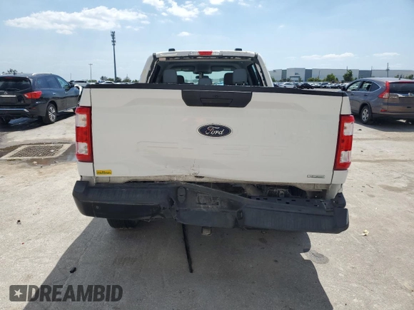2022 Ford F-150 XL z VIN 1FTFW1E82NFA52487, wystawiony jako Copart lot #51443685 z przebiegiem 33 188 mil mil oraz Szkoda całkowita • Salvage title. Historia ofert i sprzedaży dostępna na DreamBid. Obrazek 6.