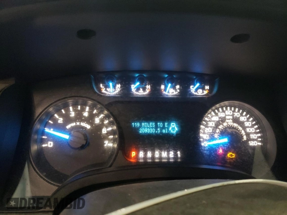 2013 Ford F-150 XL z VIN 1FTFX1EF4DKD52145, wystawiony jako Copart lot #58738525 z przebiegiem 209 330 mil mil oraz Czysty tytuł • Clean title. Historia ofert i sprzedaży dostępna na DreamBid. Obrazek 9.