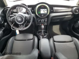 2019 MINI Hardtop 4 Door Cooper S с VIN WMWXU3C58K2H87220, выставлен на аукционе Copart как лот 55775665 с пробегом 54 404 миль миль и Списание • Salvage title. История ставок и продаж доступна на DreamBid. Изображение 8.