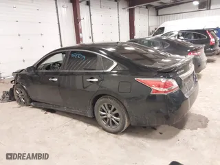 2015 Nissan Altima 2.5 with VIN 1N4AL3AP0FN894155, listed as a IAAI auction lot 41682914 with 150,200 mi miles. Bid and sale history available at carsss.com. Image 14.