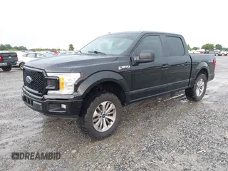 2018 Ford F-150 XL z VIN 1FTEW1CP4JFB01141, wystawiony jako IAAI lot #42703141 z przebiegiem 232 138 mil mil oraz . Historia ofert i sprzedaży dostępna na DreamBid. Obrazek 17.