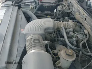 2003 Ford F-150 XLT с VIN 1FTRW07L03KD85428, выставлен на аукционе IAAI как лот 43045568 с пробегом 280 488 миль миль и . История ставок и продаж доступна на DreamBid. Изображение 12.