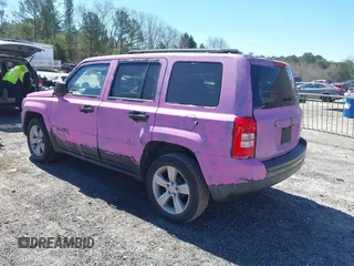 2014 Jeep Patriot Latitude with VIN 1C4NJPFBXED737646, listed as a IAAI auction lot 41832412 with 130,000 mi miles and . Bid and sale history available at carsss.com. Image 3.