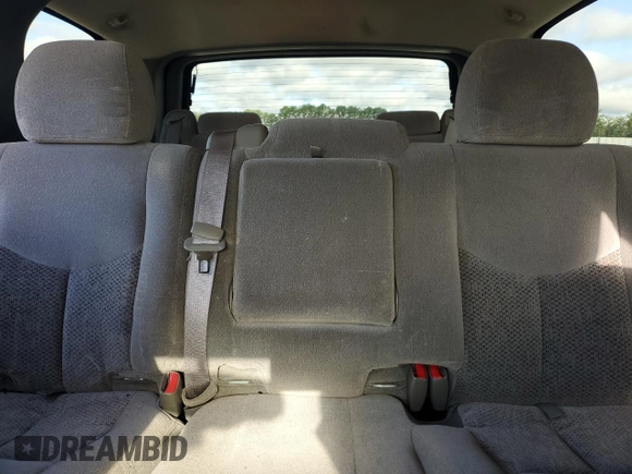 2005 Chevrolet Tahoe LT with VIN 1GNEC13T75J204456, listed as a Copart auction lot 71923524 with 192,705 mi miles and Salvage Title. Bid and sale history available at carsss.com. Image 10.