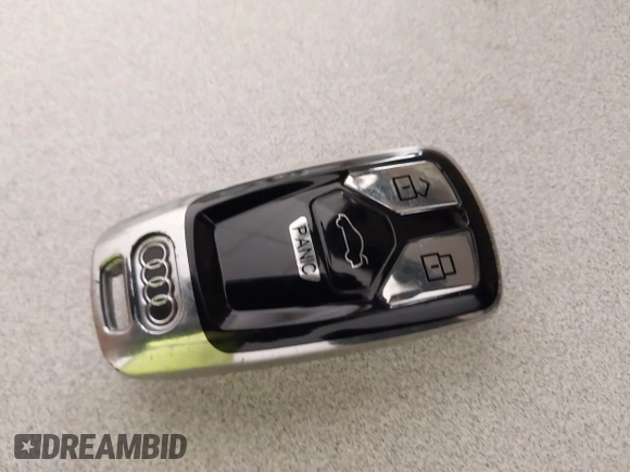 2019 Audi Q5 Premium Plus with VIN WA1BNAFY1K2111025, listed as a IAAI auction lot 42064432 with 67,677 mi miles and . Bid and sale history available at DreamBid. Image 11.