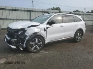 2021 Kia Sorento EX z VIN 5XYRH4LF4MG031145, wystawiony jako Copart lot #56647715 z przebiegiem 17 572 mil mil oraz Szkoda całkowita • Salvage title. Historia ofert i sprzedaży dostępna na DreamBid. Obrazek 1.