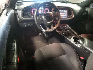 2017 Dodge Challenger R/T z VIN 2C3CDZBT3HH532092, wystawiony jako Copart lot #57772995 z przebiegiem 86 874 mil mil oraz Szkoda całkowita • Salvage title. Historia ofert i sprzedaży dostępna na DreamBid. Obrazek 8.