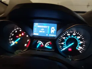 2014 Ford Escape SE with VIN 1FMCU9GX7EUA33937, listed as a IAAI auction lot 41504576 with 104,908 mi miles. Bid and sale history available at carsss.com. Image 7.