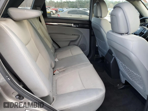 2013 Kia Sorento LX with VIN 5XYKT4A27DG369154, listed as a Copart auction lot 41340805 with 201,305 mi miles and Clean Title. Bid and sale history available at carsss.com. Image 11.