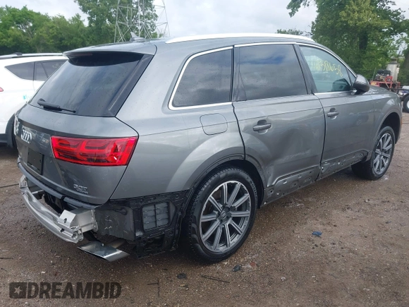 2017 Audi Q7 Prestige z VIN WA1VAAF76HD027540, wystawiony jako IAAI lot #42318658 z przebiegiem 82 619 mil mil oraz . Historia ofert i sprzedaży dostępna na DreamBid. Obrazek 4.
