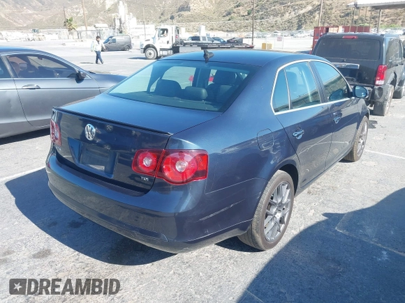 2010 Volkswagen Jetta with VIN 3VWAL8AJ4AM027389, listed as a IAAI auction lot 42392853 with 191,061 mi miles and . Bid and sale history available at DreamBid. Image 4.