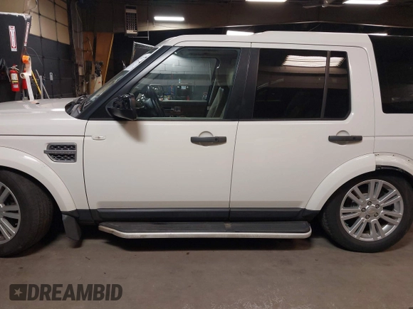2010 Land Rover LR4 HSE with VIN SALAM2D44AA537055, listed as a IAAI auction lot 41954105 with 140,416 mi miles and . Bid and sale history available at DreamBid. Image 14.