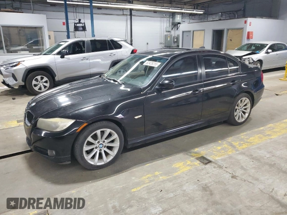 2011 BMW 3 Series 328i with VIN WBAPH7G56BNN04041, listed as a Copart auction lot 62428255 with 142,486 mi miles and Clean title. Bid and sale history available at DreamBid. Image 1.