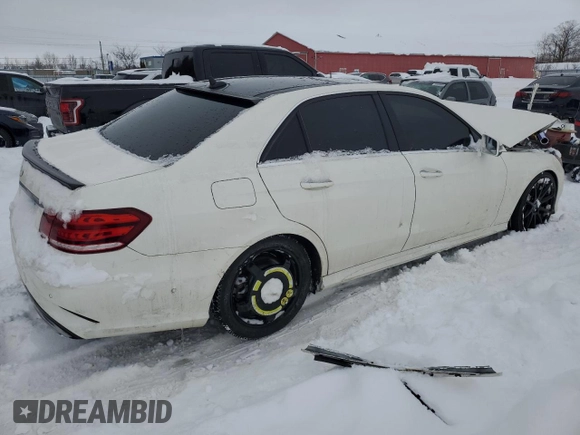 2014 Mercedes-Benz E 550 Sport with VIN WDDHF9BB5EB025028, listed as a Copart auction lot 44512805 with 209,429 mi miles and Clean Title. Bid and sale history available at DreamBid. Image 3.
