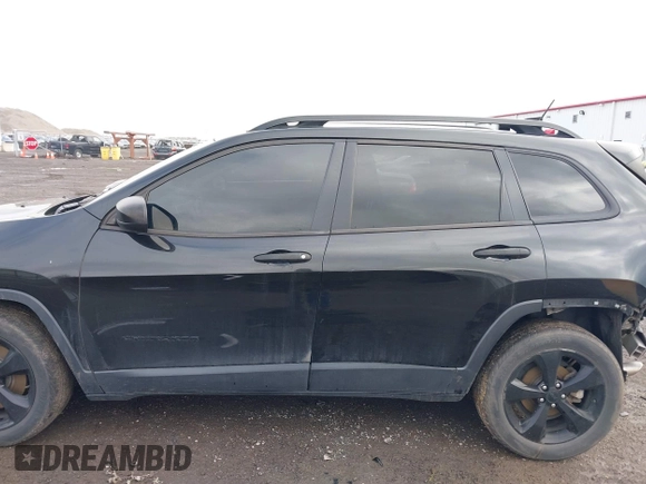 2016 Jeep Cherokee Sport with VIN 1C4PJLAB3GW315508, listed as a IAAI auction lot 41209472 with 100,806 mi miles and . Bid and sale history available at DreamBid. Image 15.
