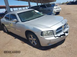 2010 Dodge Charger SXT with VIN 2B3CA3CV2AH180910, listed as a IAAI auction lot 42101292 with 177,028 mi miles and . Bid and sale history available at carsss.com. Image 1.