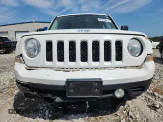 2015 Jeep Patriot High Altitude with VIN 1C4NJRFB5FD114125, listed as a Copart auction lot 62475615 with 104,438 mi miles and Salvage title. Bid and sale history available at DreamBid. Image 5.
