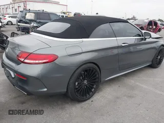 2019 Mercedes-Benz C 300 z VIN WDDWK8DB4KF901750, wystawiony jako IAAI lot #42127043 z przebiegiem 51 498 mil mil oraz . Historia ofert i sprzedaży dostępna na DreamBid. Obrazek 4.