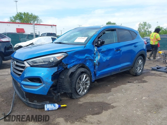 2016 Hyundai Tucson SE z VIN KM8J3CA46GU158341, wystawiony jako IAAI lot #42211047 z przebiegiem 84 112 mil mil oraz . Historia ofert i sprzedaży dostępna na DreamBid. Obrazek 18.