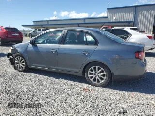 2010 Volkswagen Jetta Limited Edition с VIN 3VWRZ7AJ0AM140235, выставлен на аукционе Copart как лот 57780205 с пробегом 186 031 миль миль и Списание • Salvage title. История ставок и продаж доступна на DreamBid. Изображение 2.