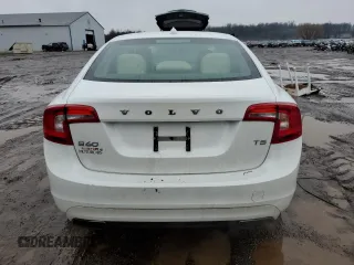 2015 Volvo S60 T5 Drive-E Premier with VIN YV140MFB8F1299834, listed as a Copart auction lot 40079404 with 152,092 mi miles. Bid and sale history available at carsss.com. Image 6.