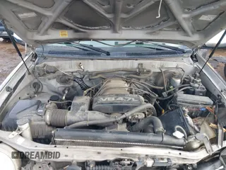 2001 Toyota Tundra SR5 with VIN 5TBRT34111S193107, listed as a IAAI auction lot 41805425 with 148,622 mi miles and . Bid and sale history available at DreamBid. Image 10.
