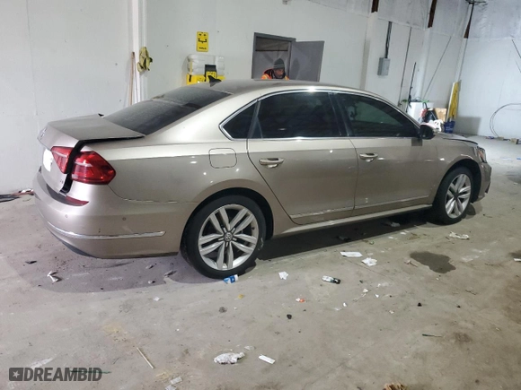 2016 Volkswagen Passat 1.8T SEL with VIN 1VWCT7A39GC063299, listed as a Copart auction lot 41877585 with 188,629 mi miles and Clean Title. Bid and sale history available at carsss.com. Image 3.