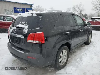 2013 Kia Sorento LX with VIN 5XYKT3A62DG346202, listed as a Copart auction lot 82705134 with 208,117 mi miles and Non repairable. Bid and sale history available at DreamBid. Image 3.