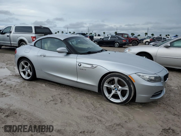 2014 BMW Z4 sDrive28i with VIN WBALL5C54EE717341, listed as a Copart auction lot 75084304 with 132,569 mi miles and Non Repairable. Bid and sale history available at carsss.com. Image 4.