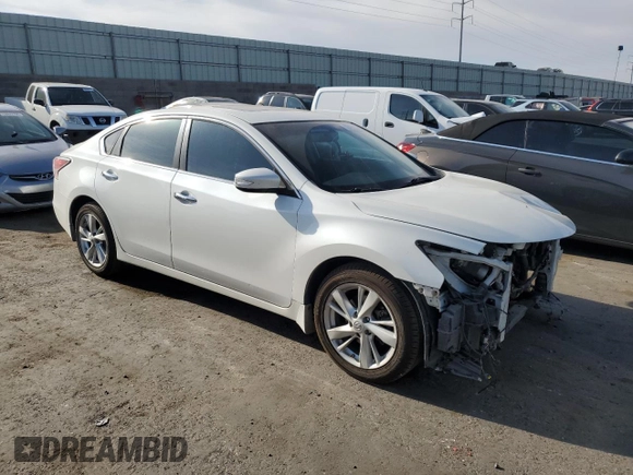 2015 Nissan Altima 2.5 with VIN 1N4AL3AP3FN357635, listed as a Copart auction lot 58493635 with 159,406 mi miles and Salvage title. Bid and sale history available at DreamBid. Image 4.