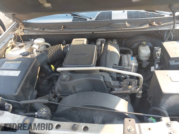 2005 GMC Envoy SLT with VIN 1GKDT13S752251920, listed as a IAAI auction lot 41670725 with 192,509 mi miles. Bid and sale history available at carsss.com. Image 10.