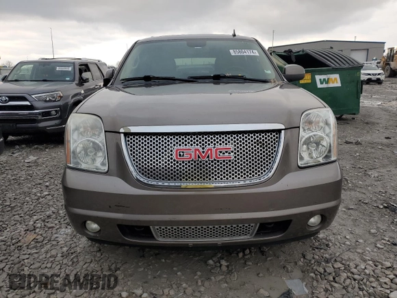 2011 GMC Yukon Denali with VIN 1GKS1EEF6BR376267, listed as a Copart auction lot 85804174 with 0 mi miles and Clean Title. Bid and sale history available at carsss.com. Image 5.