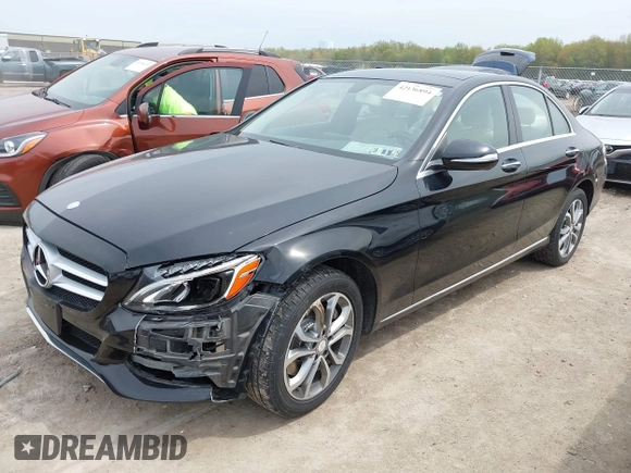 2015 Mercedes-Benz C C 300 Luxury with VIN 55SWF4KBXFU040013, listed as a IAAI auction lot 42136894 with 123,460 mi miles. Bid and sale history available at carsss.com. Image 18.