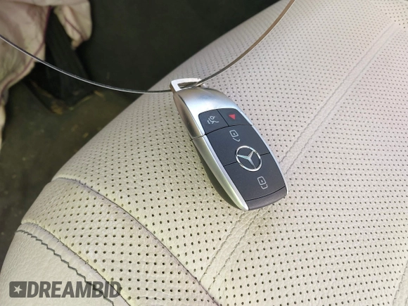 2020 Mercedes-Benz GLE 450 with VIN 4JGFB5KB9LA100253, listed as a IAAI auction lot 40705917 with 50,956 mi miles and . Bid and sale history available at DreamBid. Image 11.