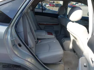 2004 Lexus RX 330 with VIN JTJHA31U240049822, listed as a IAAI auction lot 41967886 with 187,022 mi miles. Bid and sale history available at carsss.com. Image 8.