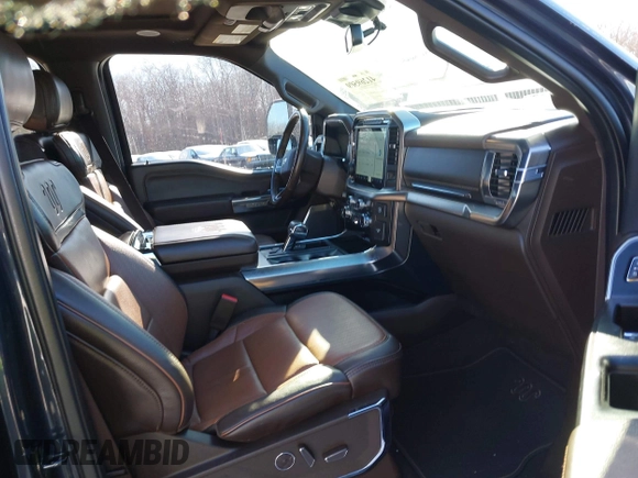 2021 Ford F-150 XL with VIN 1FTFW1ED4MFB70925, listed as a IAAI auction lot 41269509 with 113,805 mi miles. Bid and sale history available at carsss.com. Image 5.