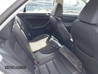 2010 Volkswagen Jetta Wolfsburg Edition с VIN 3VWRA7AJ6AM059828, выставлен на аукционе IAAI как лот 42312767 с пробегом 144 846 миль миль и . История ставок и продаж доступна на DreamBid. Изображение 8.